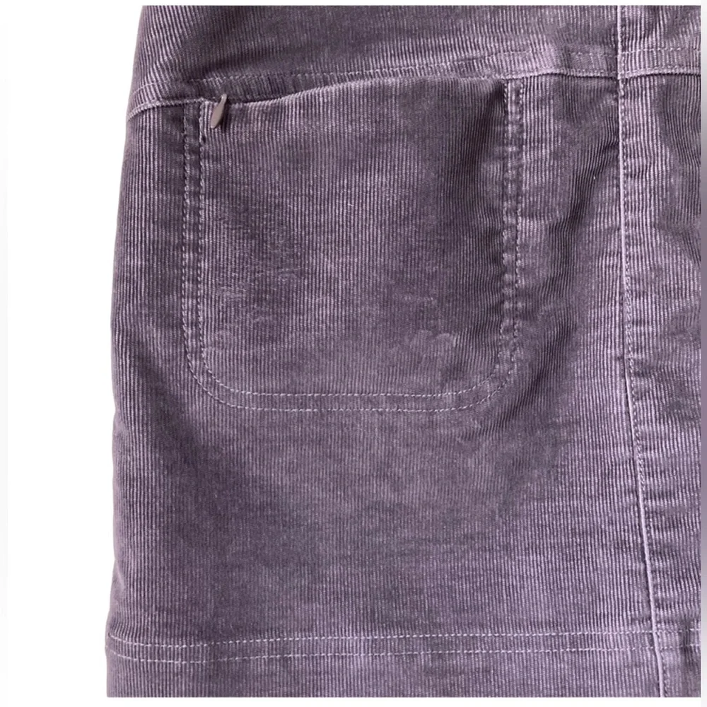 Athleta Vintage Ridge‎ corduroy mini skirt size 8 Lavender